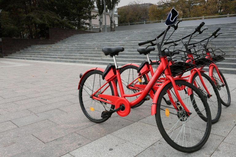 8 Key Reasons Why Cycling is the Perfect School Commute Option