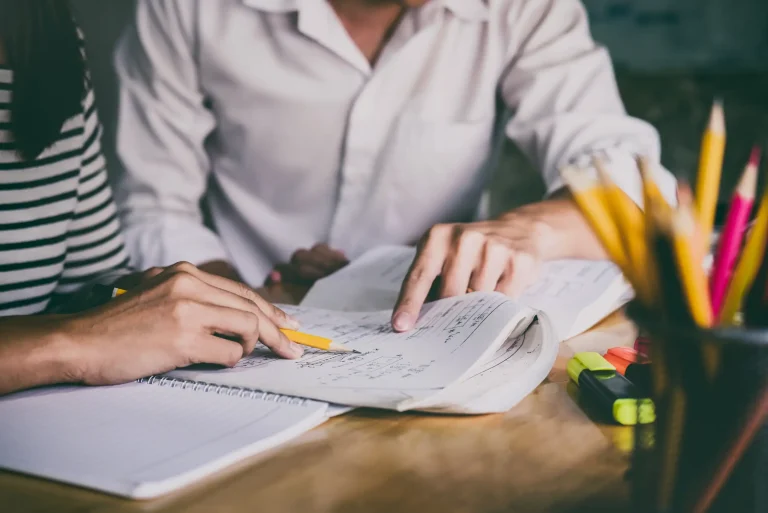 How TutorLyft Math Tutors in Ottawa Help Students Excel in School