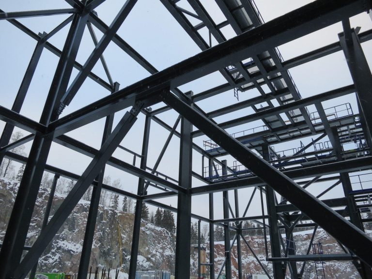 How Construction Steel Products Enhance Structural Strength
